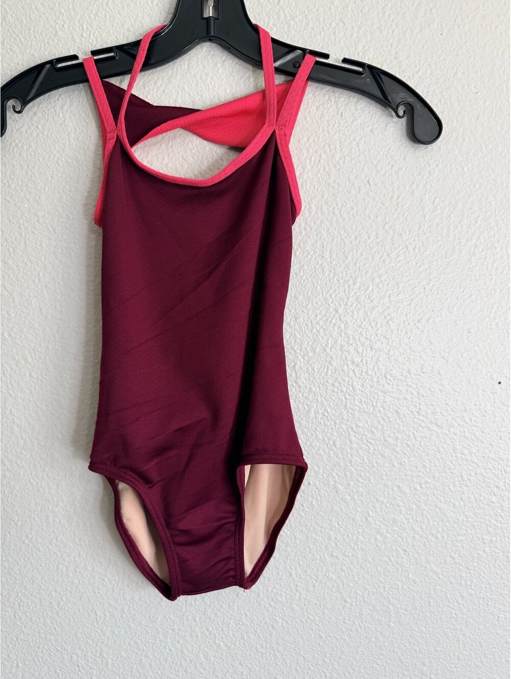 Balera Dance Leotard Twisted Cut Out Back Burgundy Hot Pink Size SC Small Child